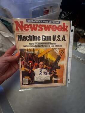 ORIGINAL Vintage October 14 1985 Newsweek Magazine No Label